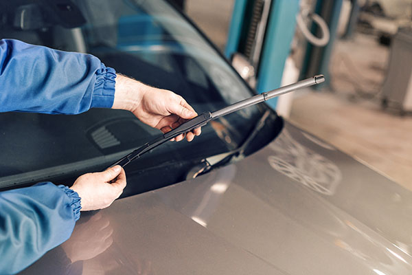 Signs It's Time for a Wiper Blade Change and How to Master It